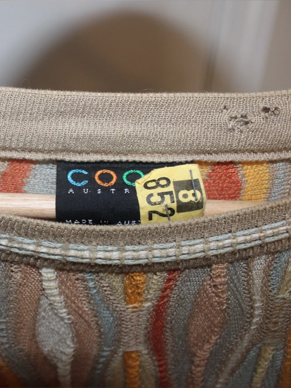 Vintage Thrifted COOGI Australia Men's Multicolor Wave-Pattern Cable Knit